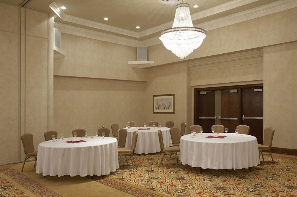 Hamilton Plaza Hotel And Conference Centre Kültér fotó