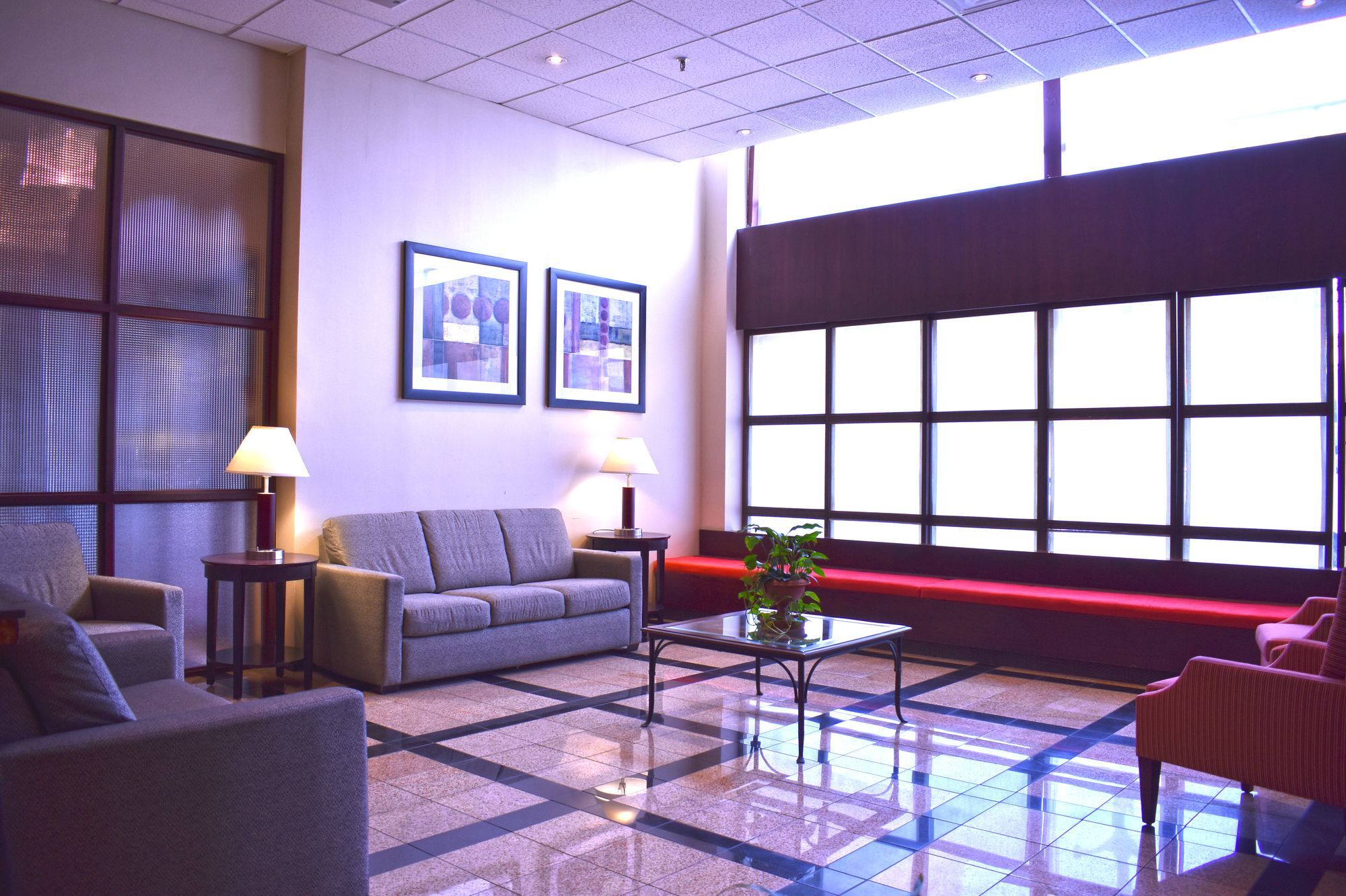 Hamilton Plaza Hotel And Conference Centre Kültér fotó